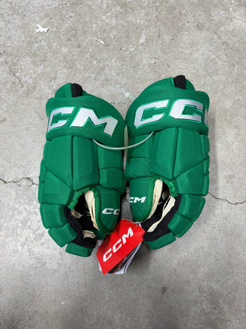 13” CCM Pro Toronto Maple Leafs (ST Pats) Extremely Rare Hockey Gloves (New)