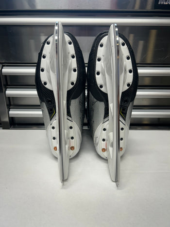 Bauer Hyperlite2 Skate Size 10.5 FIT 2 (Used) NHL Pro Stock