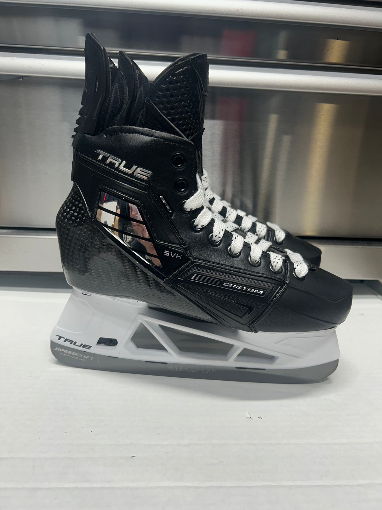 True SVH Custom Pro Skate Size 6 (New) NHL Pro Stock