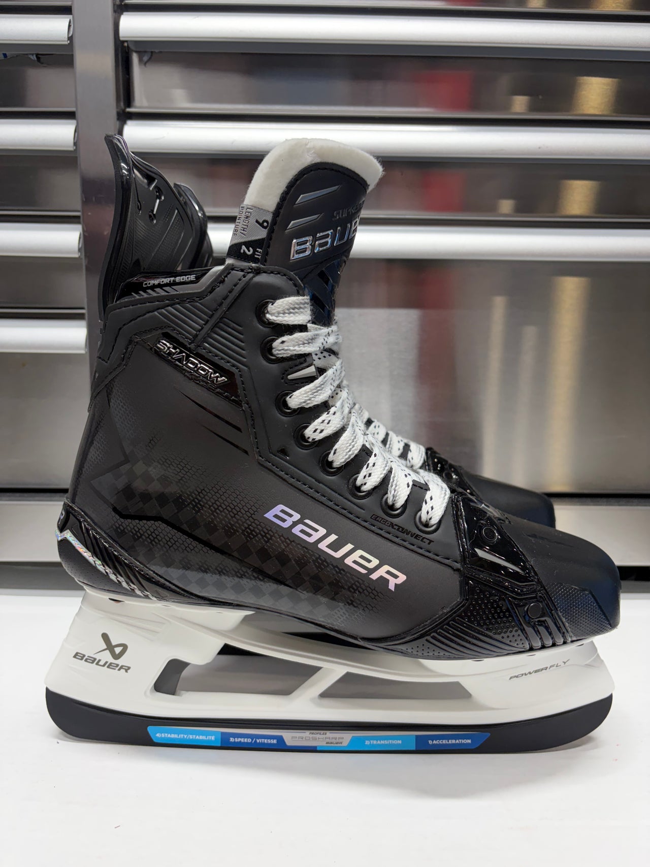 Bauer Shadow Skate Size 9 FIT 2 (New) NCAA Pro Stock