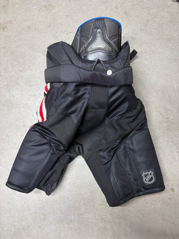 Medium Bauer Custom Pro CHICAGO BLACKHAWKS Hockey Pants (Used)