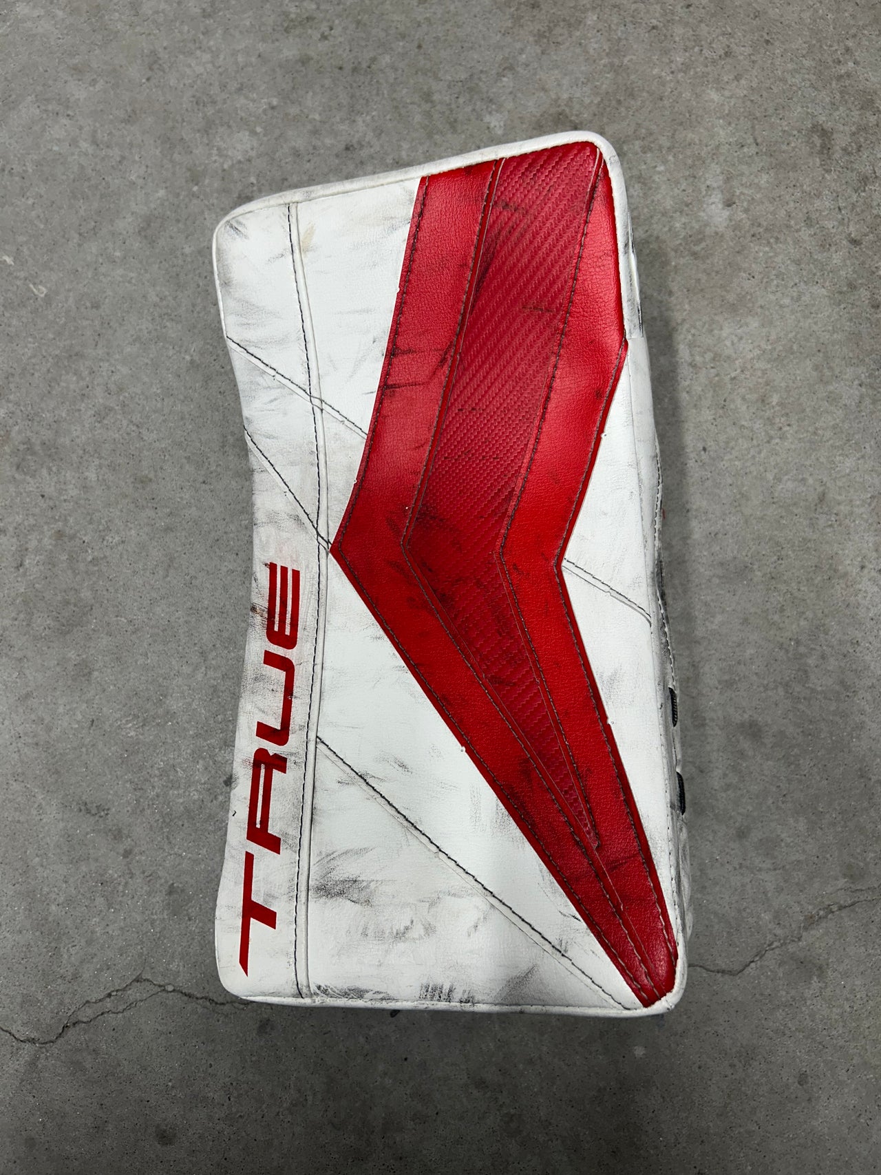 True Catalyst Px3 Goalie Blocker BRUVERIS Pro Stock Used
