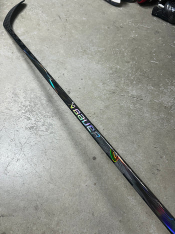 Left Hand 77 Flex P28 Bauer Flylite Pro Stock (New)