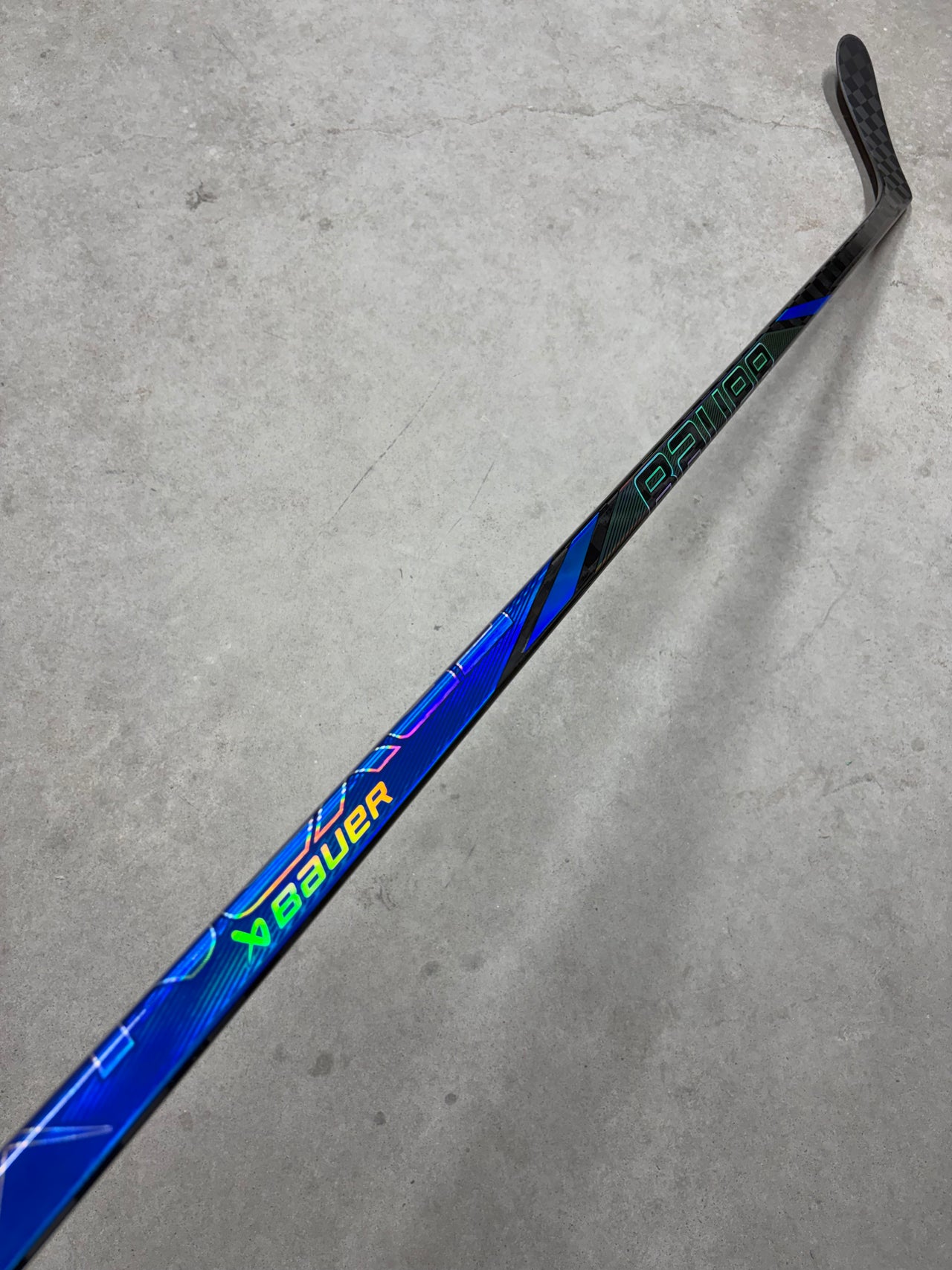 Left Hand 95 Flex P28 Bauer Nexus Tracer (New) Toronto Maple Leafs Pro Stock