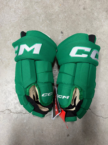 15” CCM Pro Toronto Maple Leafs (ST Pats) Extremely Rare Hockey Gloves (New)