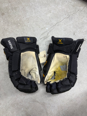 15” Bauer Vapor Hyperlite Gloves NCAA Used
