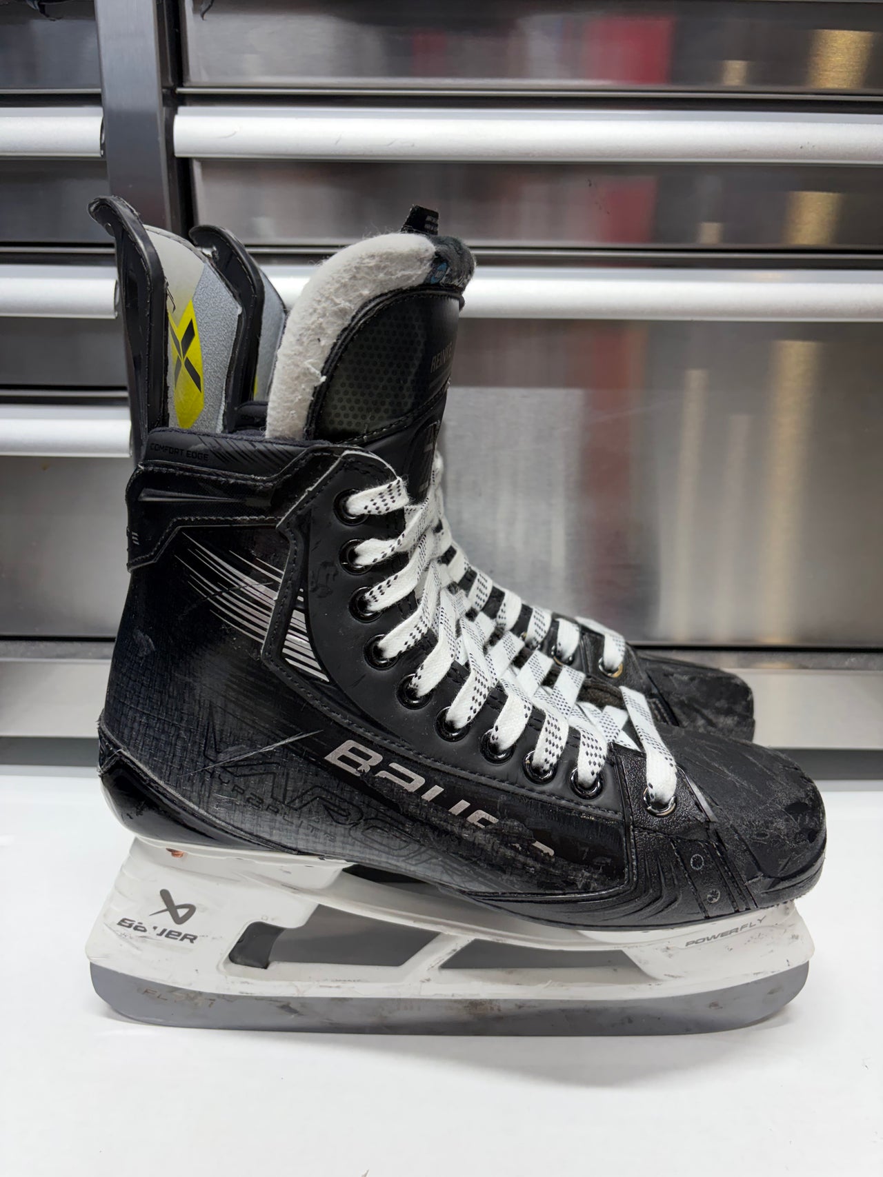 Bauer Hyperlite2 Skate Size 7 FIT 2 (Used) OHL Pro Stock
