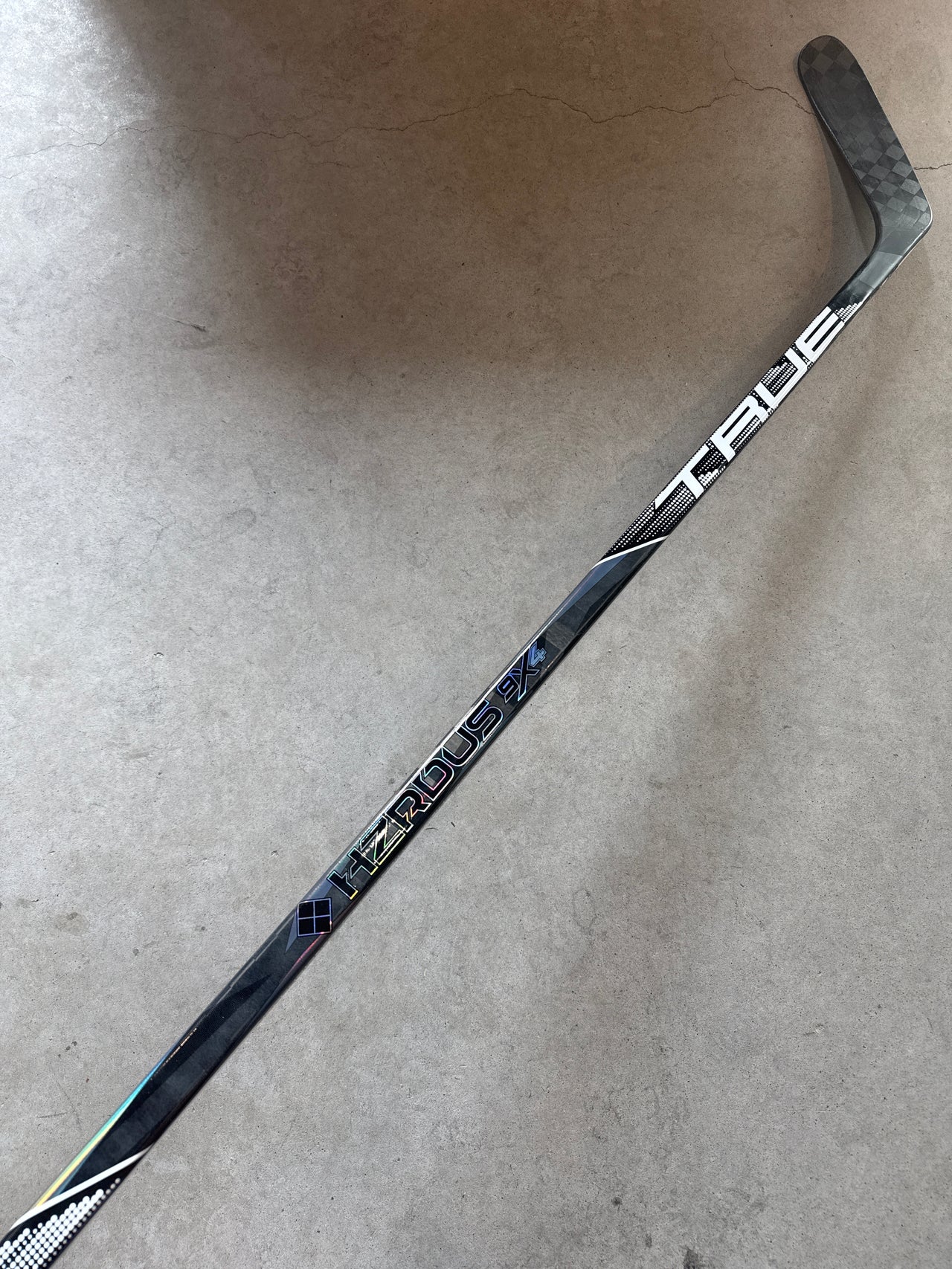 TRUE SMOKE WRAPPED AS 9X4 - Senior 80 FLEX - P28M CUSTOM - Left HAND - NEW