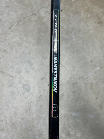 Left Hand 85 Flex P28 TRUE Catalyst 9x NHL Pro Stock