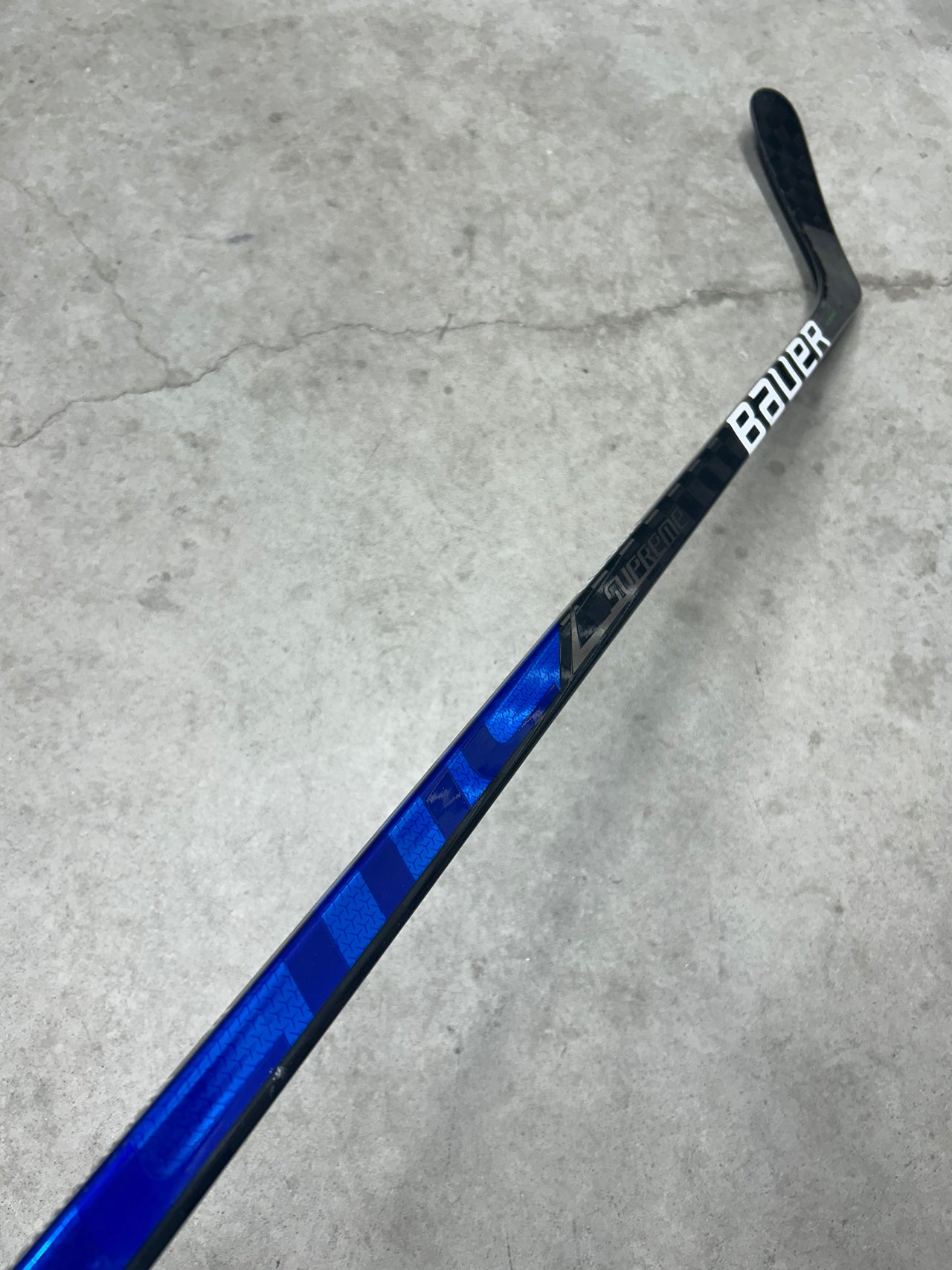 Left Hand 82 Flex P92 Bauer Supreme Ultrasonic (NEW)