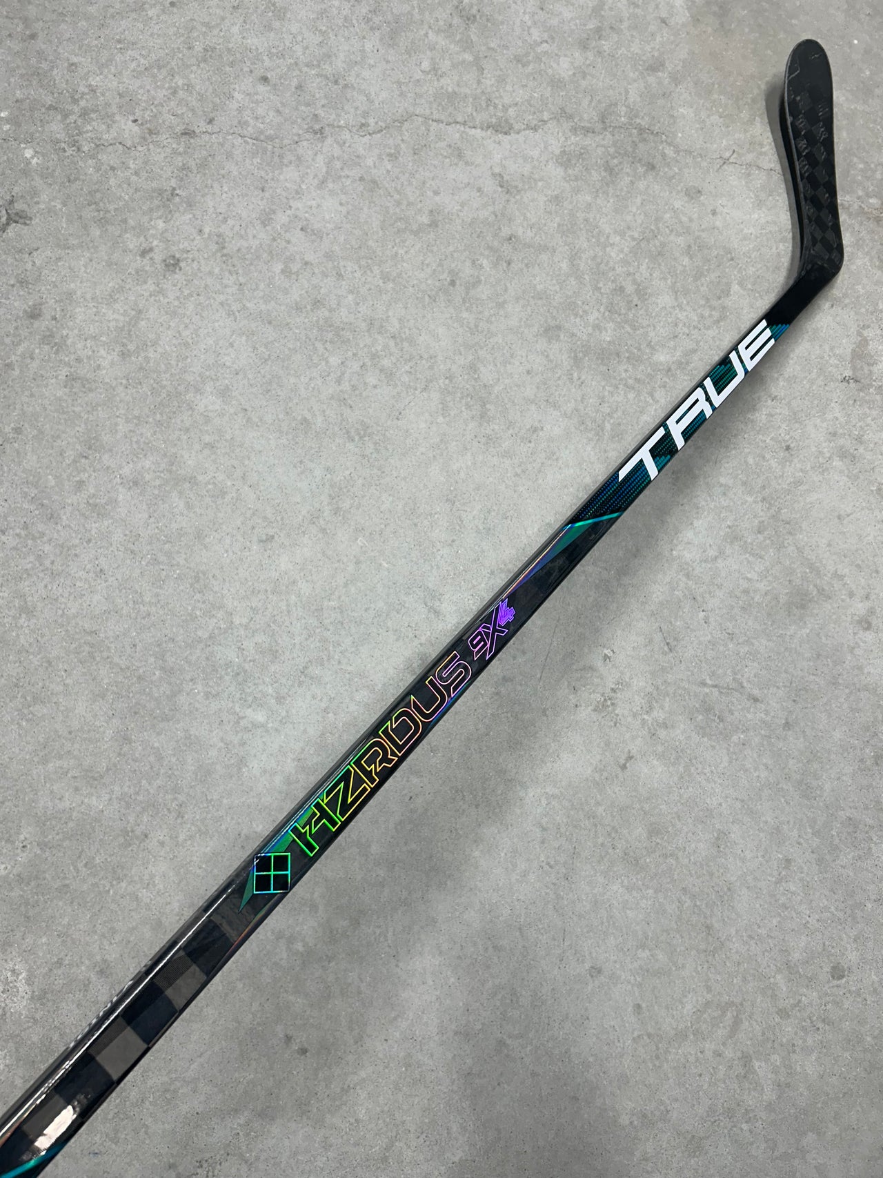 Left Hand 80 Flex Custom P28 True Hzrdus 9x4 (New) Pro Stock