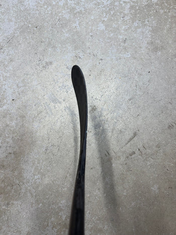 Right Hand 82 Flex P28M Bauer Flylite (Like New) OHL Pro Stock