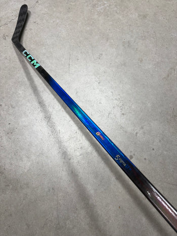 Right Hand JR 40 Flex P29+1/4 CCM FT8 Pro (New)