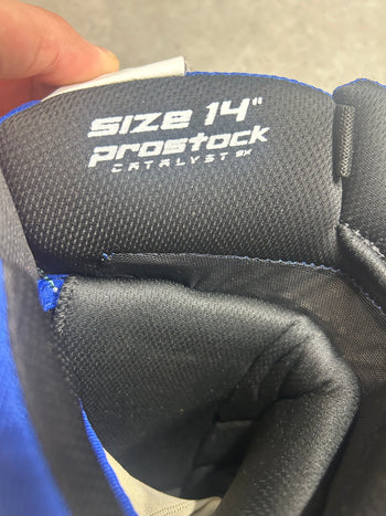 14” True Catalyst 9X Pro Stock Hockey Gloves Toronto Maple Leafs (New)