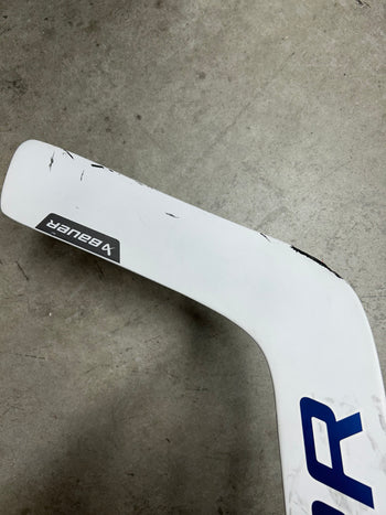 Left Hand 25” Bauer Hyperlite 2 Goalie Stick (Used)