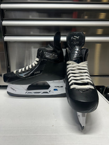 True Catalyst Pro Skate Size 10 Regular Width OHL Pro Stock (New)