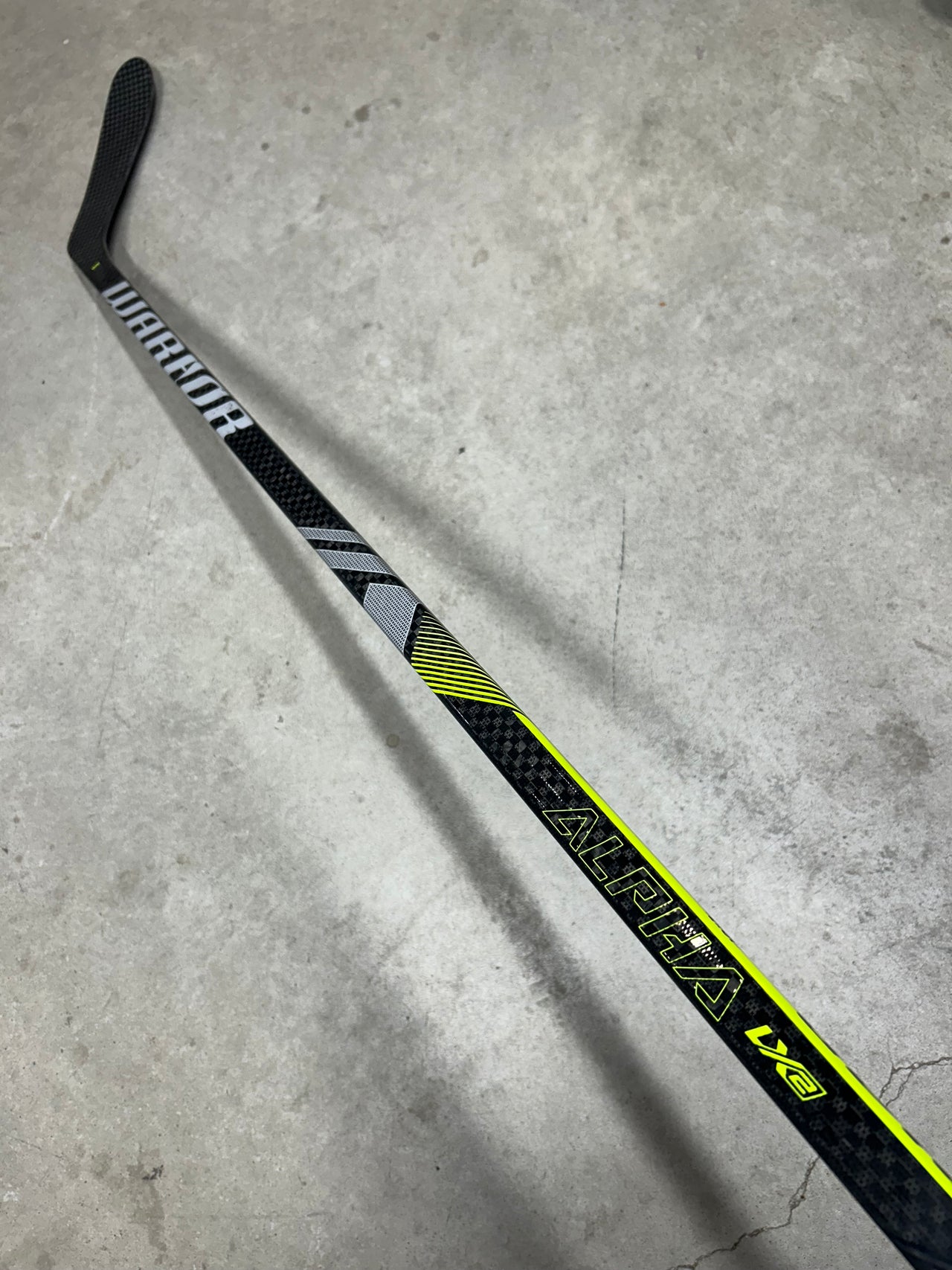 Right Hand 85 Flex P28 Warrior Alpha LX2 ( Restored )