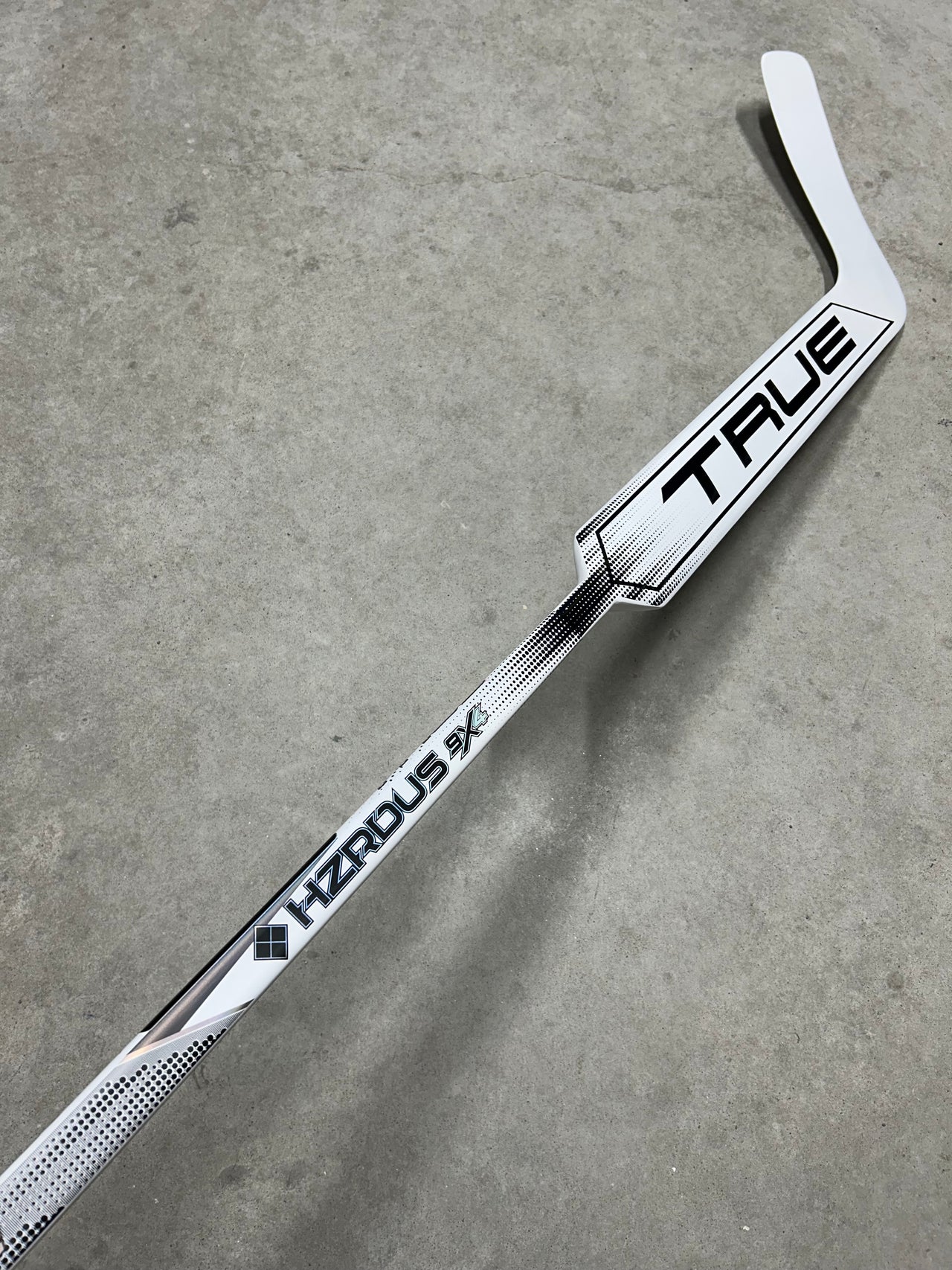 Left Hand 27” True 9X4 Hzrdus Darcy Kuemper LA KINGS Pro Stock NHL Goalie Stick