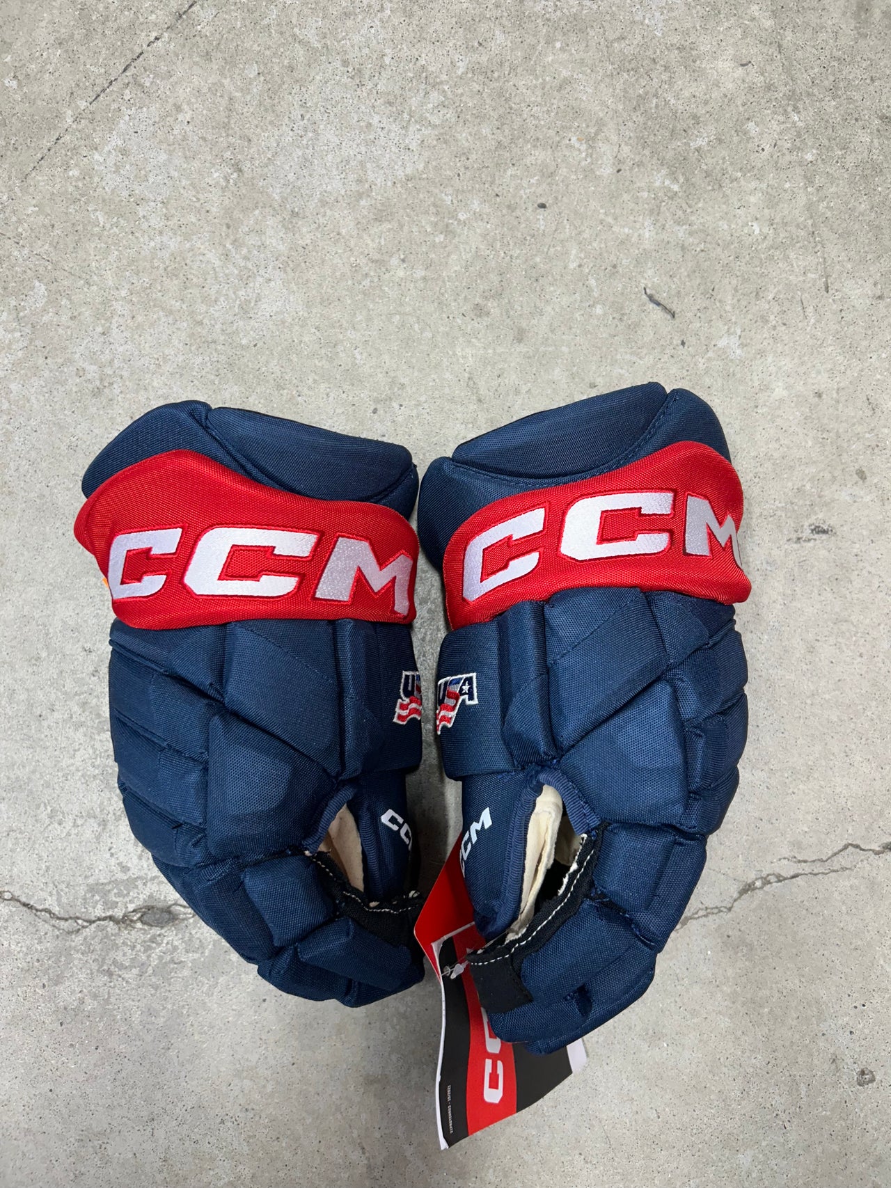14” CCM Pro Stock Team USA Olympics Hockey Gloves (New)