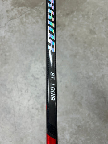 Left Hand Intermediate 70 Flex P29 NHL Warrior Novium Pro (New)