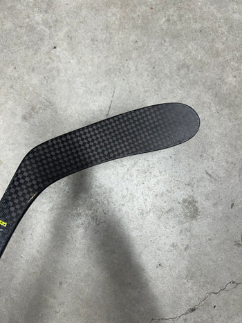 Right Hand 85 Flex P28 Warrior Alpha LX2 ( Restored )