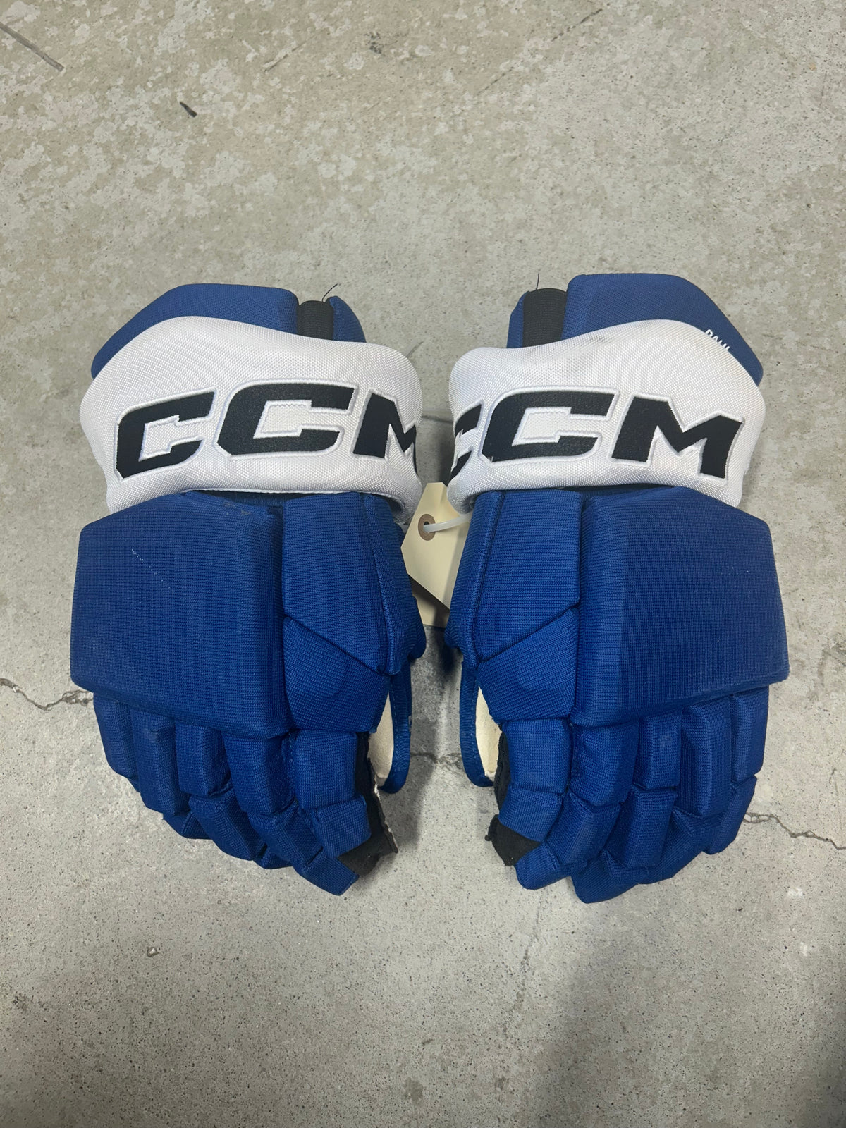 15” CCM Pro Tampa Bay Lightning Hockey Gloves Pro Stock Like New
