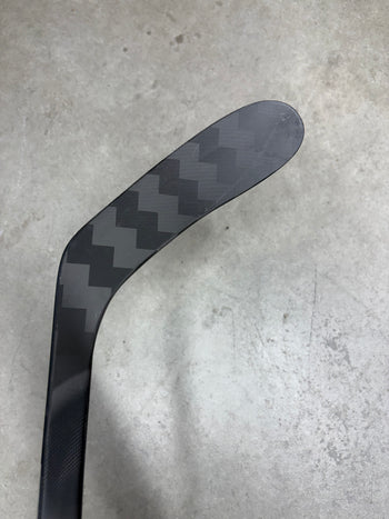 Right Hand JR 40 Flex P28 CCM FT8 Pro (New)