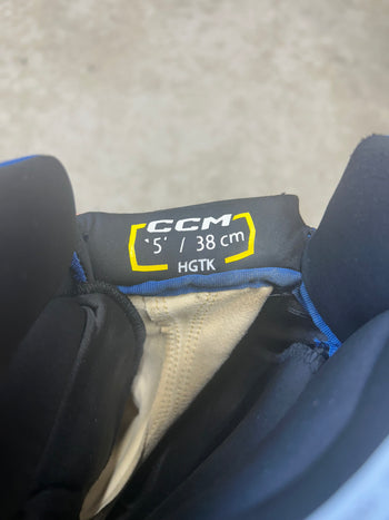 15” CCM Pro Tampa Bay Lightning Hockey Gloves Pro Stock Like New