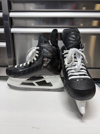 True SVH Custom Pro Skate Size 8 OHL Pro Stock (Like New)