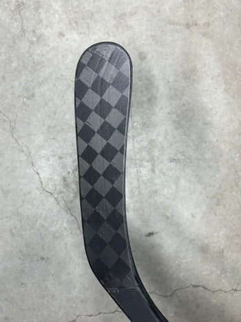 Right Hand 75 Flex P92 True Hzrdus 9x4 New Toronto Maple Leaf Pro Stock MARNER