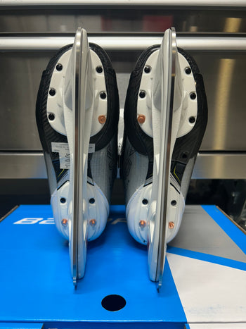 Bauer Hyperlite 2 Skate Size 4 Fit 3 NCAA Pro Stock (New)