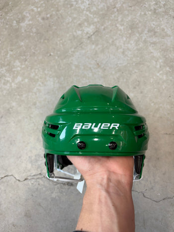 Medium Bauer RE-AKT 70 Green Toronto Maple Leafs Helmet New