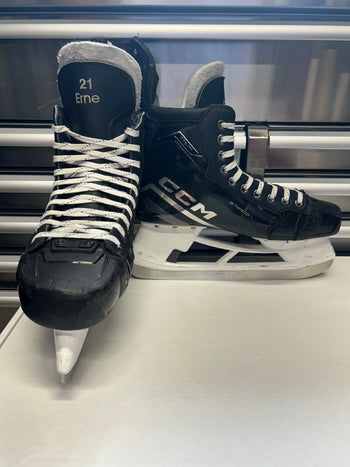 CCM FT6 Pro Size 9 1/4 Regular Width (Used) ADAM ERNE Pro Stock