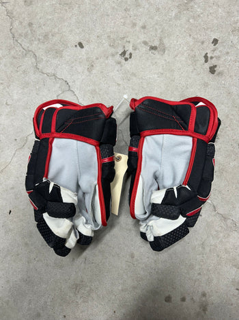 13” Warrior Covert QR1 Chicago Blackhawks Hockey Gloves (New) Pro Stock