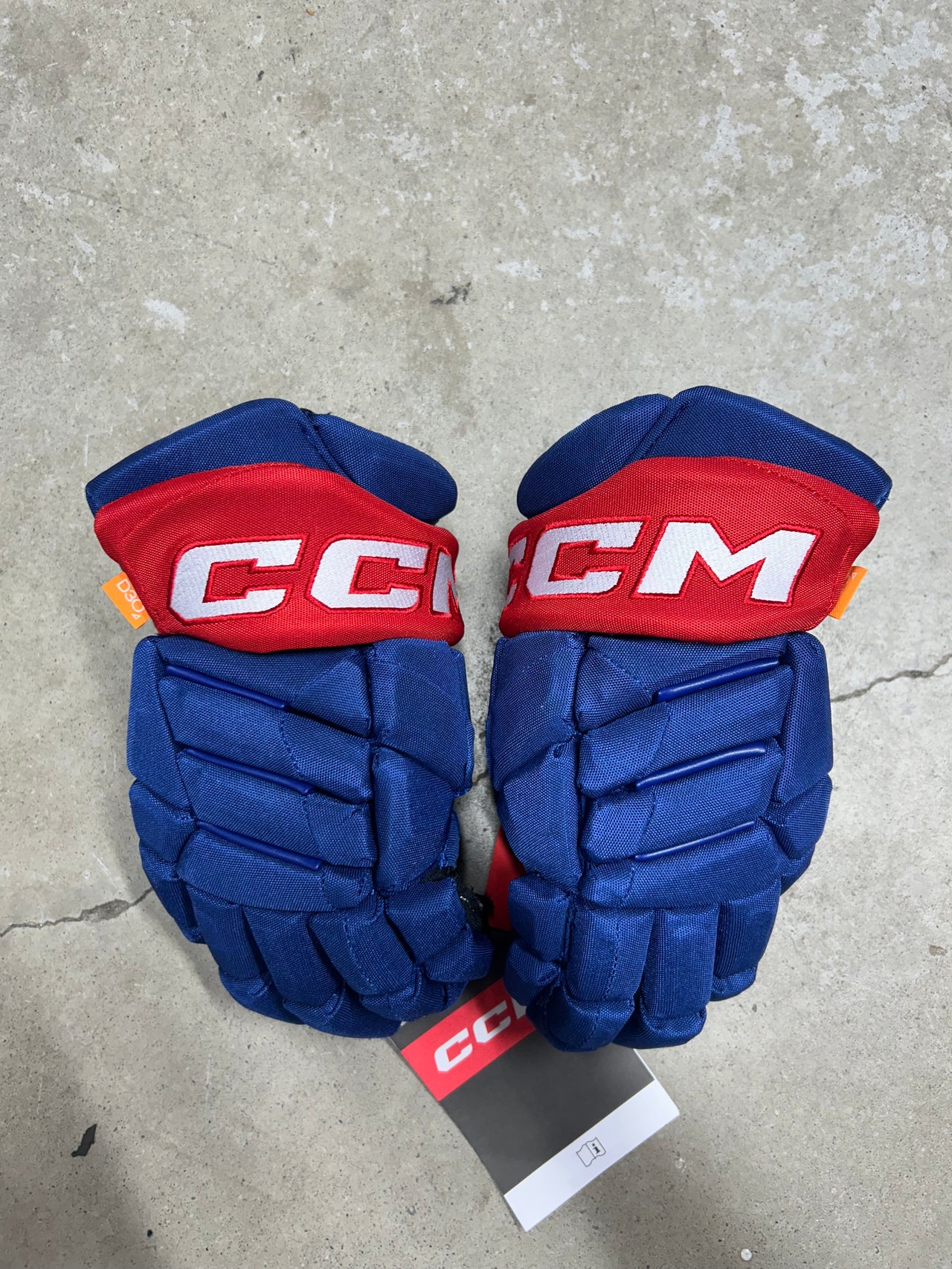13” CCM Pro Stock Team USA Olympics Hockey Gloves (New)
