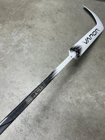Right Hand 26” Bauer Hyperlite2 Goalie Stick (New)