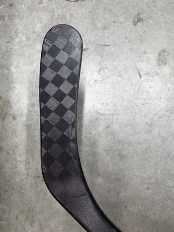 Right Hand 85 Flex P90TM True Catalyst 9X3 (New) Team Canada Pro Stock