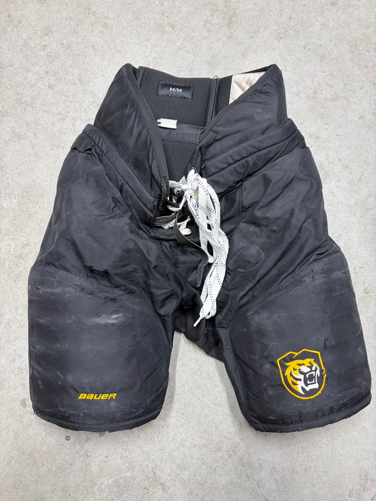 Medium Bauer Custom Pro Colorado College Hockey Pants (Used)