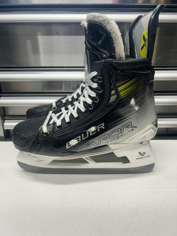 Bauer Hyperlite2 Skate Size 10.5 FIT 2 (Used) NHL Pro Stock