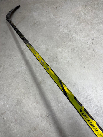 Left Hand 82 Flex P92 Bauer Hyperlite2 (New) Pro Stock