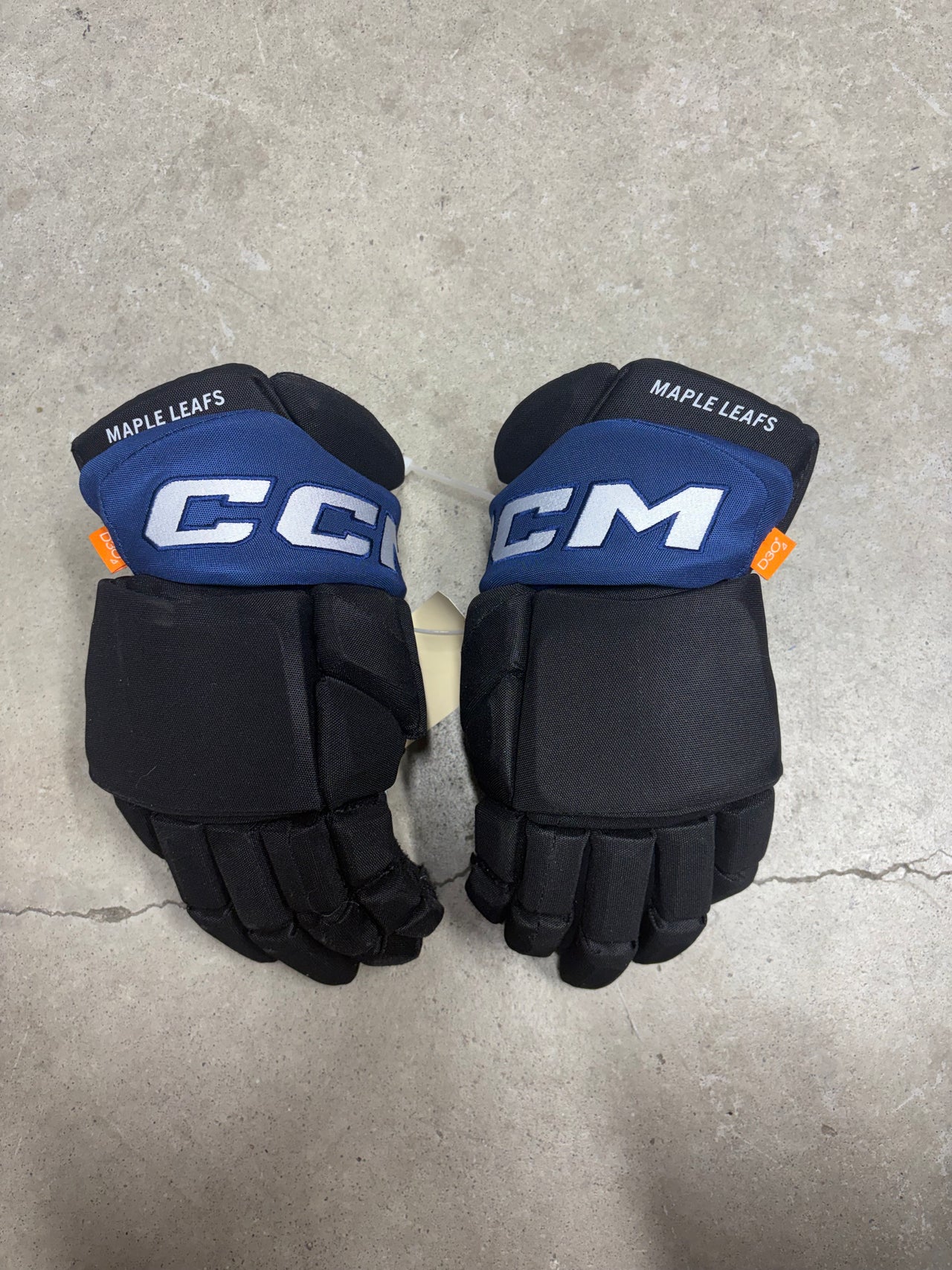 14” CCM Pro Toronto Maple Leafs John Tavares Pro Stock Gloves (New)