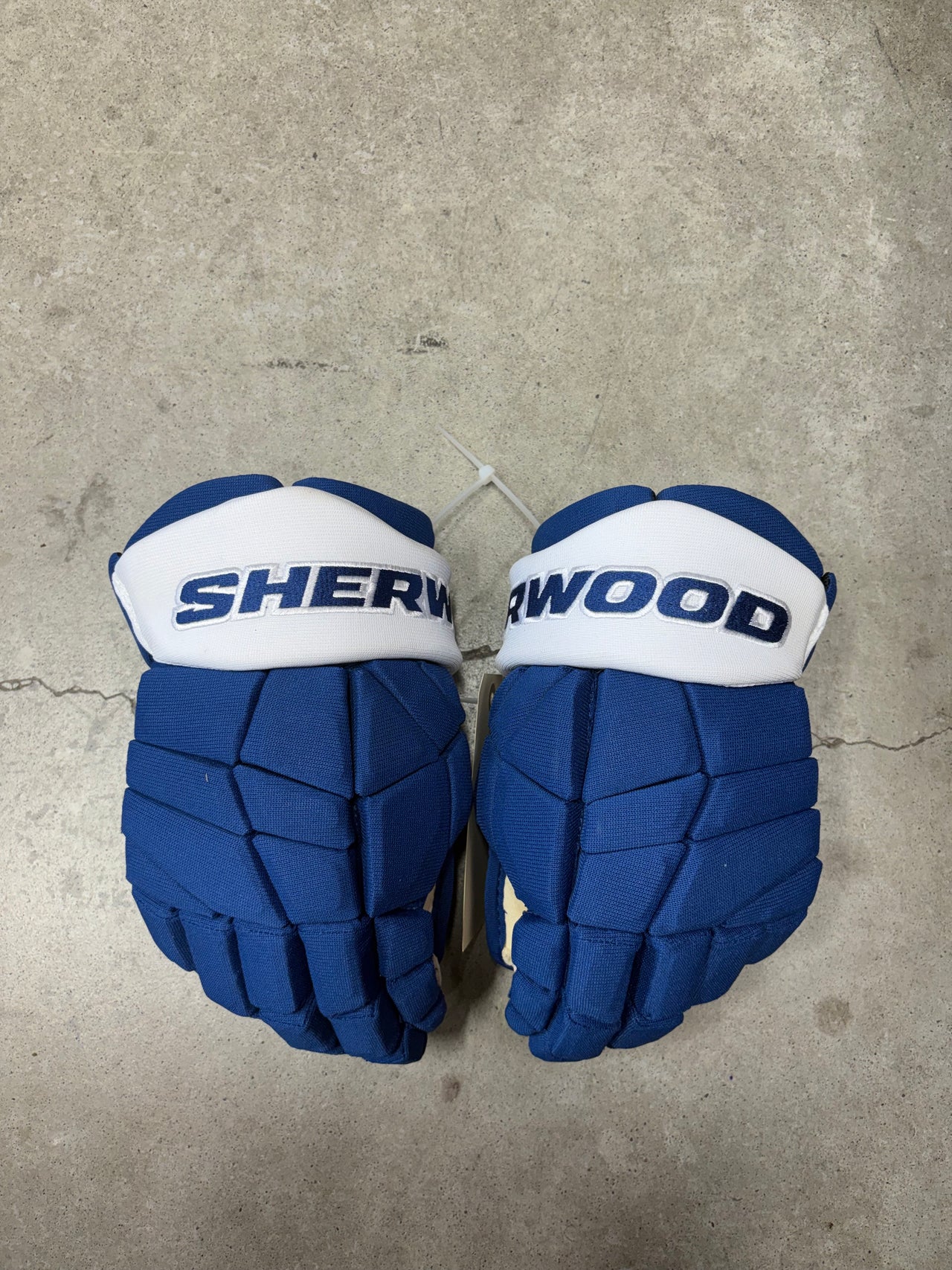 13” Sherwood Code 3 Pro Stock Hockey Gloves William Nylander Toronto Maple Leafs