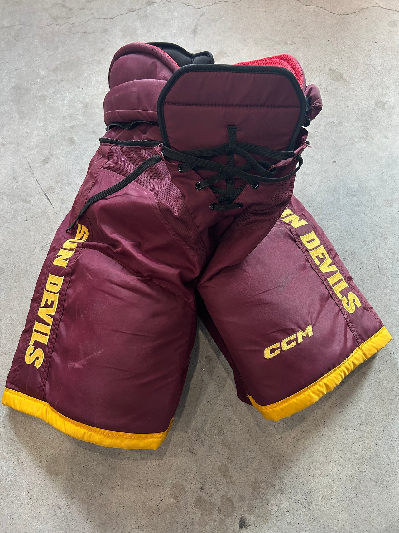 Large CCM Custom Pro Arizona State Univ. Hockey Pants Used