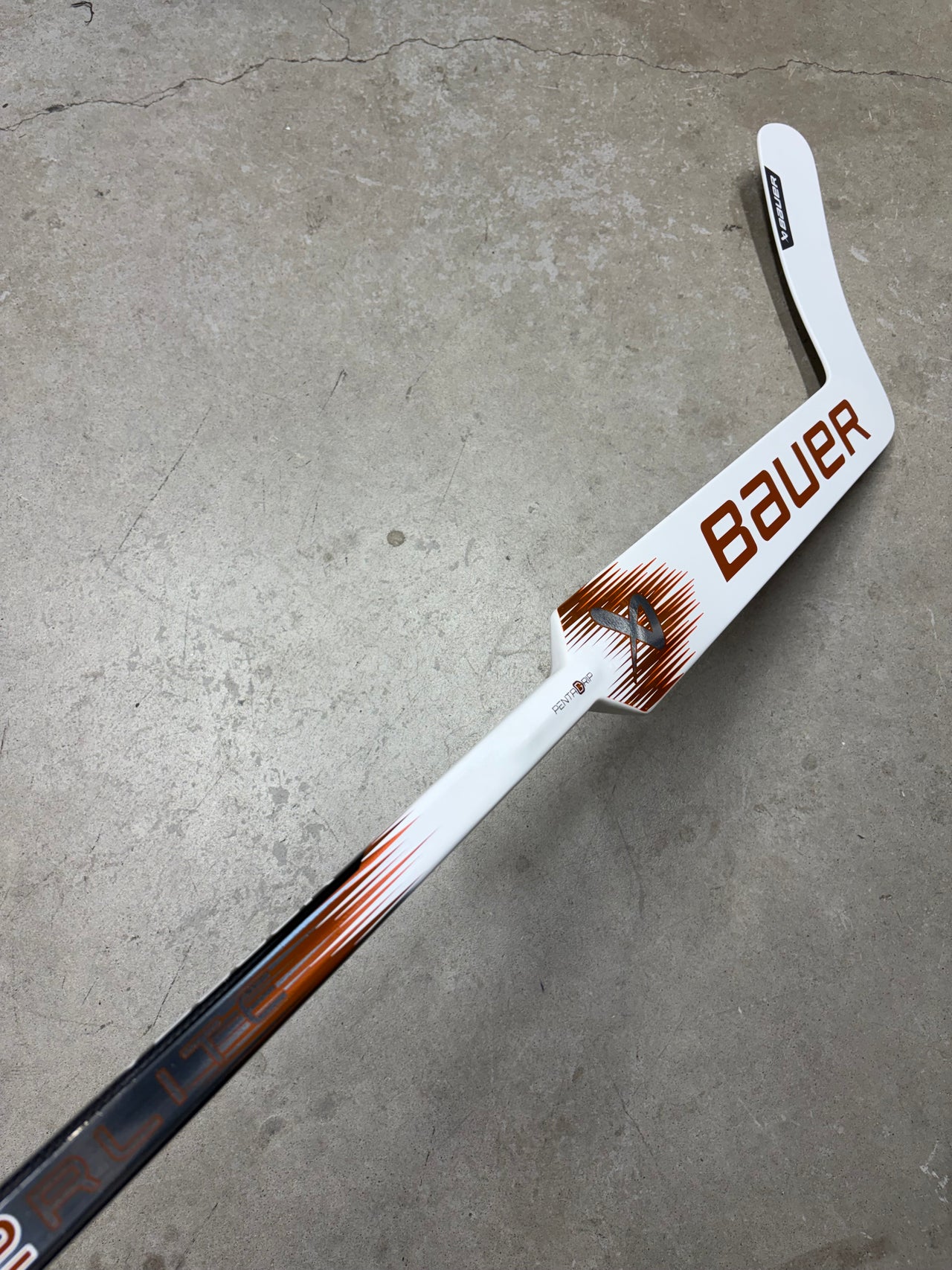 Left Hand 25” Bauer Hyp2rlite Goalie Stick New NHL Prostock
