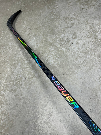 Left Hand 77 Flex P28  Bauer Flylite NHL Pro Stock (Like New)