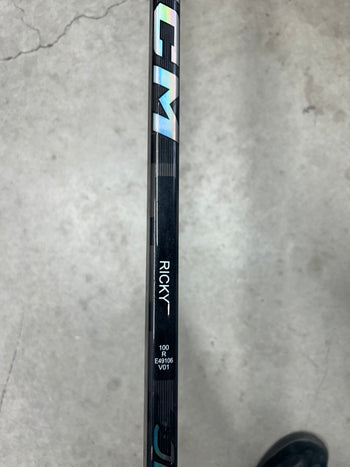 Left Hand 100 Flex P28 CCM FT7 Pro (Restored)