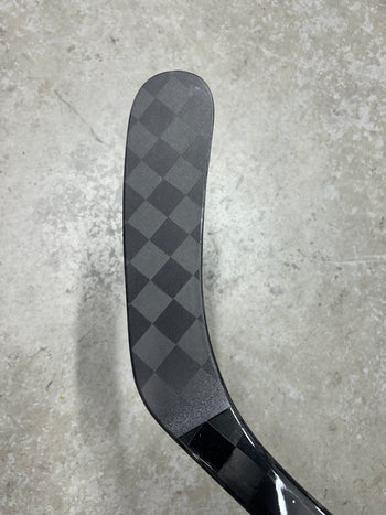 Right Hand 85 Flex P92 Warrior Covert QR6 Pro New Boston Bruins Pro Stock
