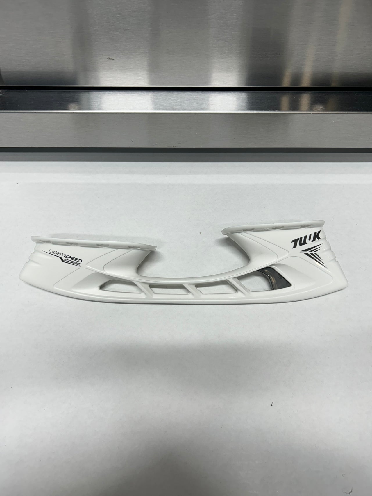 Left TUUK Lightspeed EDGE Holder Senior Size 280mm (New) QMJHL Pro Stock