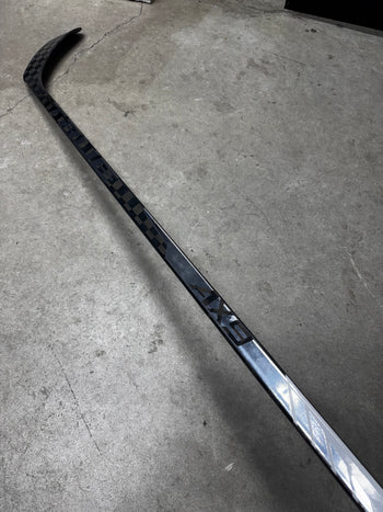 Left Hand 95 Flex P28 True AX9 (New) Pro Stock NHL
