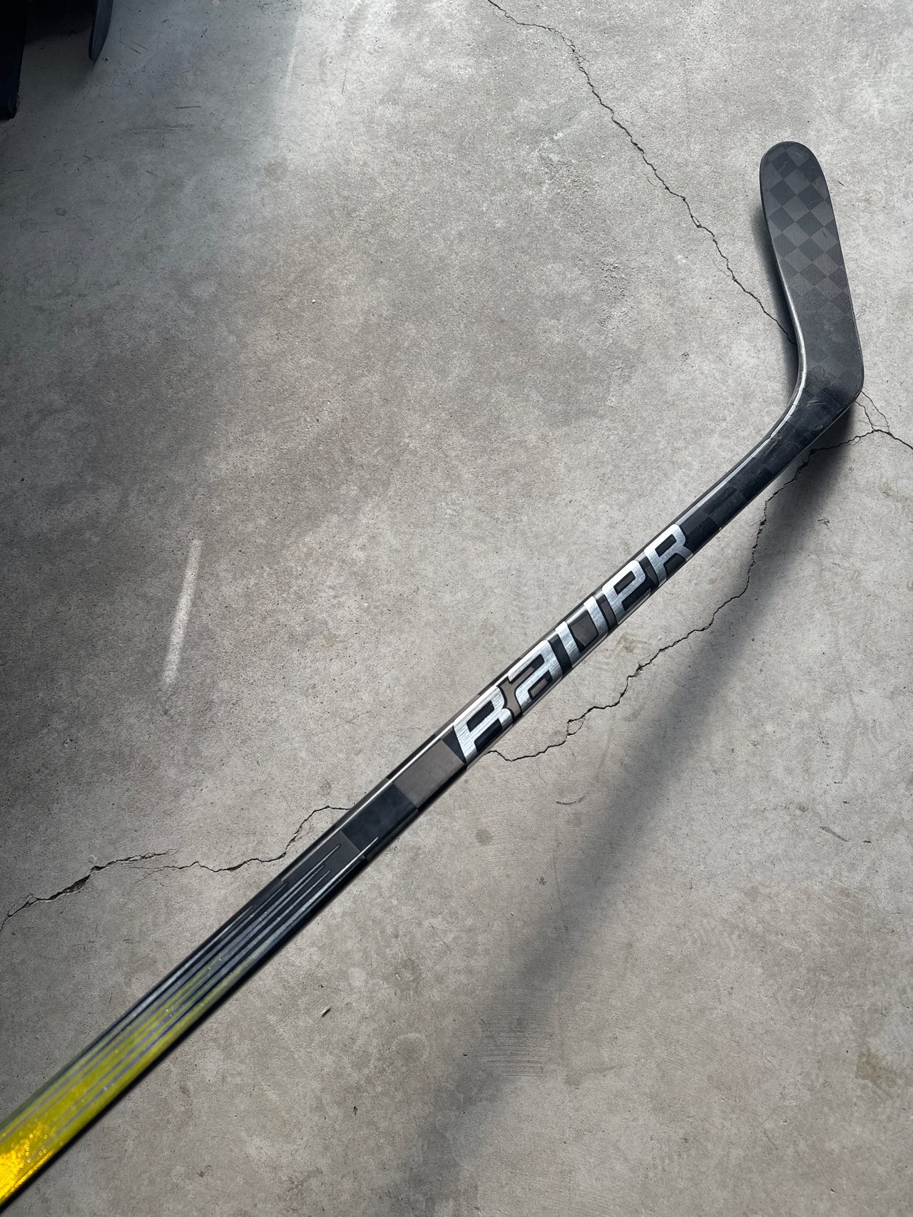 Left Hand 77 Flex Custom P28 Bauer Hyperlite 2 New